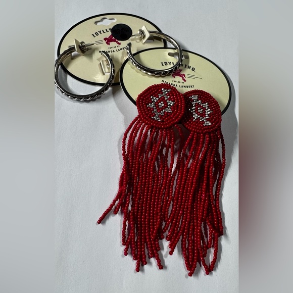 Idyllwind Jewelry - Idyllwind Red and Silver Beaded Fringe Earrings